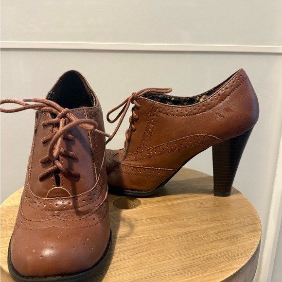 American Eagle 🦅 Brown Women's Oxford Shoes - Picture 2 of 8